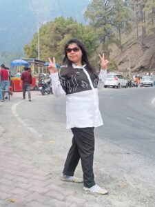 happy going girl antu arora